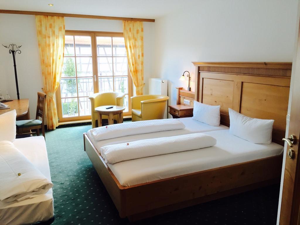 Hotel Ochsen Friesenheim  Bilik gambar