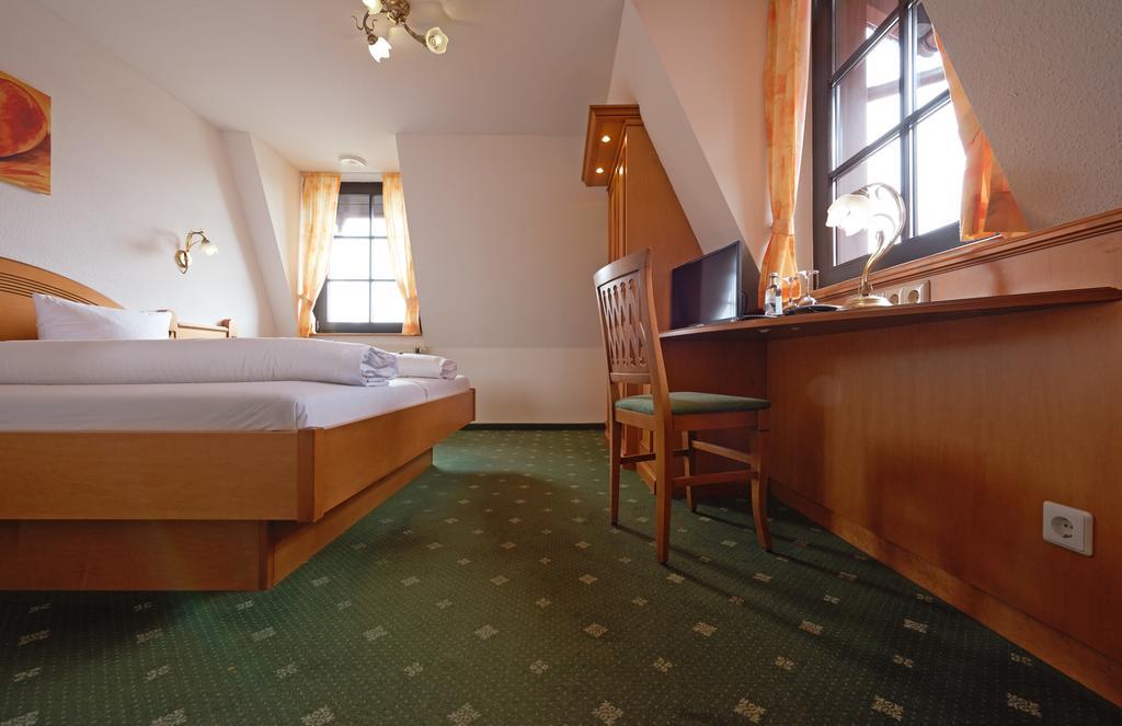 Hotel Ochsen Friesenheim  Luaran gambar